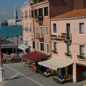 Ca' Formenta 3*, Venezia Italia