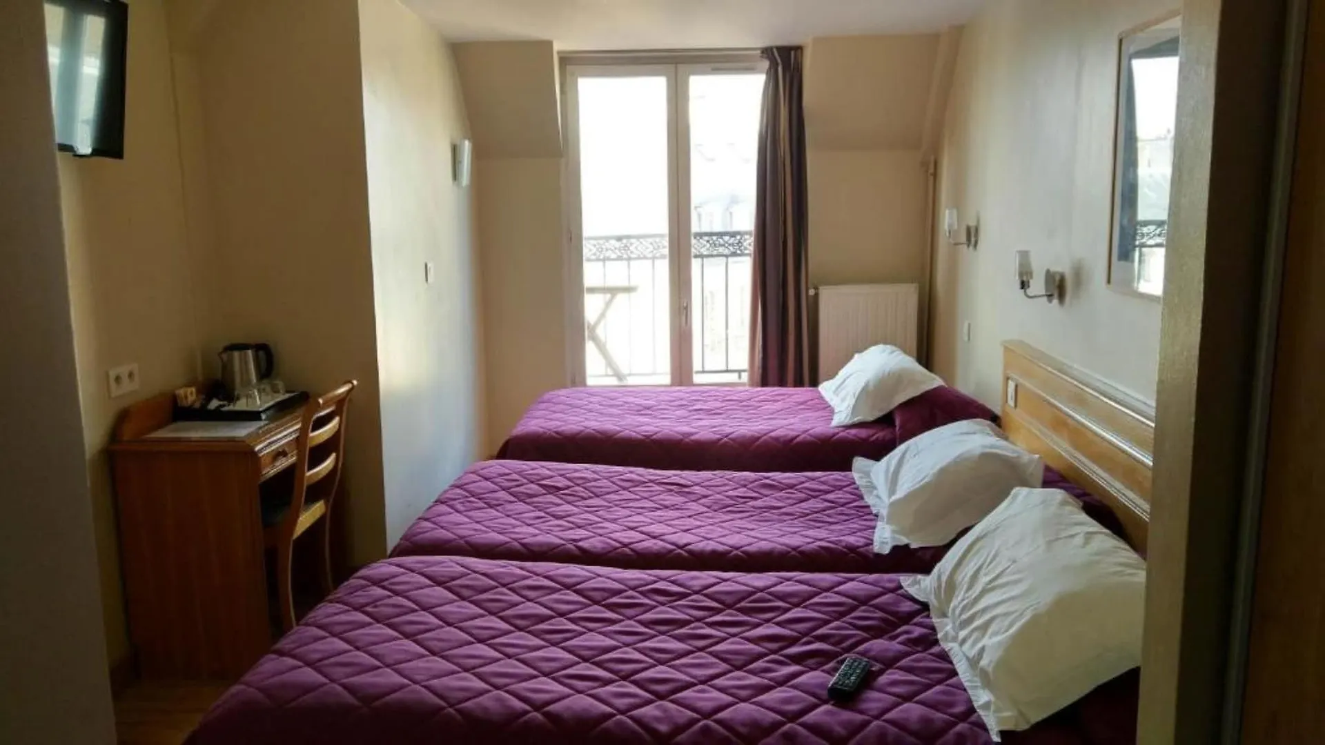 Hotel Americain Parigi Francia